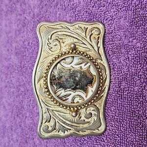 2 tone silver and gold brass belt buckle with silver dollar holder